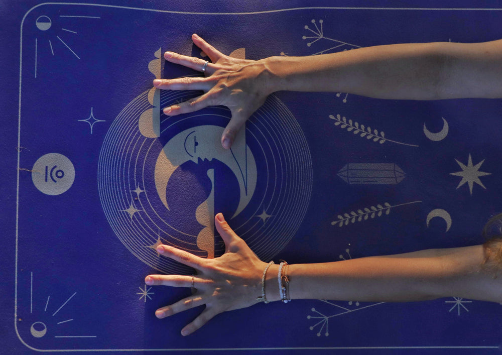 Start Practicing How to start practicing yoga? – Moonholi ️