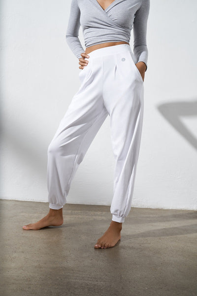 DZEN Yoga Set, Yoga Tank Top, Delicate Cotton Yoga Pants Women Yoga Wear,  White Yoga Comfy Pants, Yoga Gear Outfit Jumpsuit Workout Clothes -   Denmark
