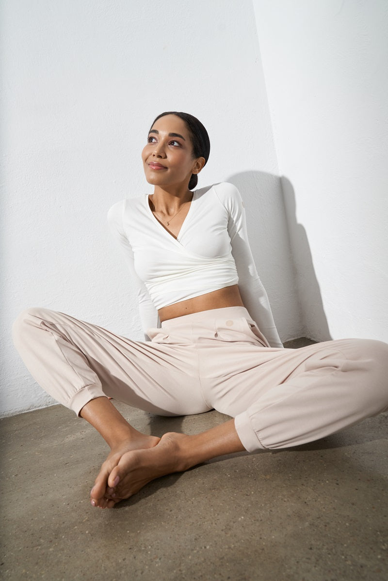 yoga-pants-brown