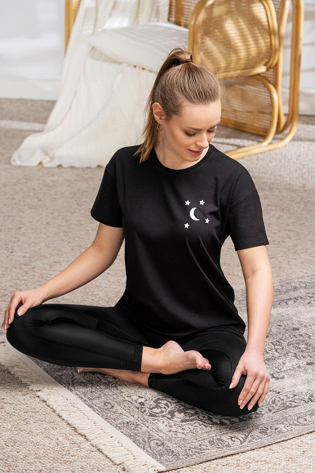 MOONSTAR Yoga T-shirt - black
